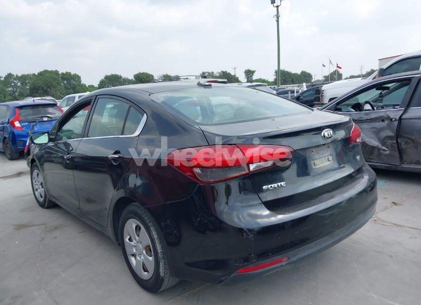 Photo 3 of 2017 Kia Forte EX (VIN 3KPFL4A8XHE093383)
