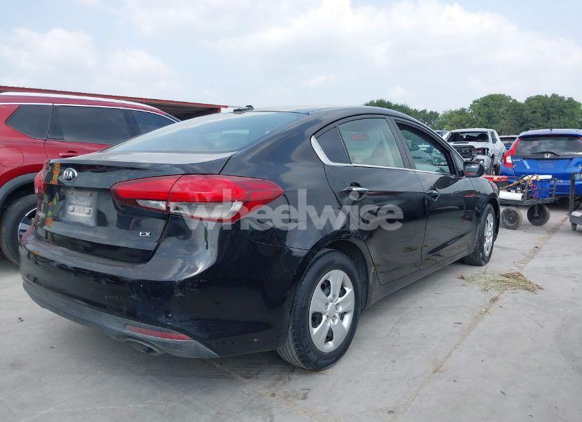 Photo 4 of 2017 Kia Forte EX (VIN 3KPFL4A8XHE093383)