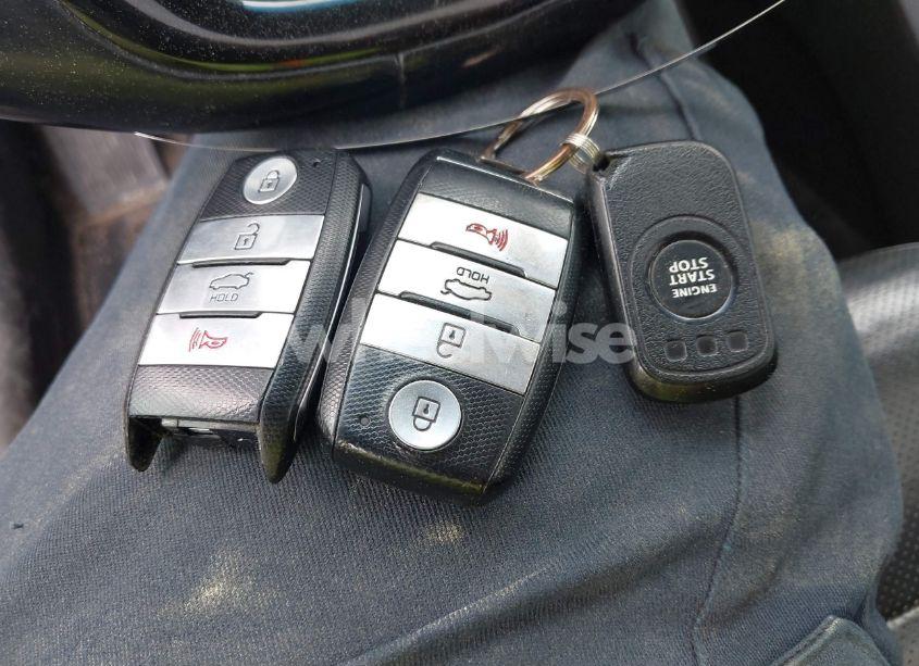 Photo 11 of 2017 Kia Forte EX (VIN 3KPFN4A87HE004640)