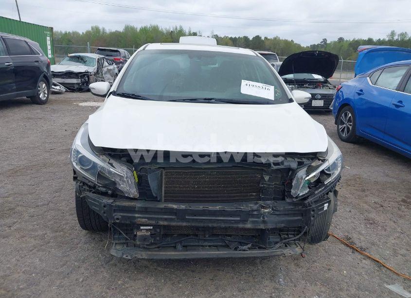 Photo 13 of 2017 Kia Forte EX (VIN 3KPFN4A87HE004640)