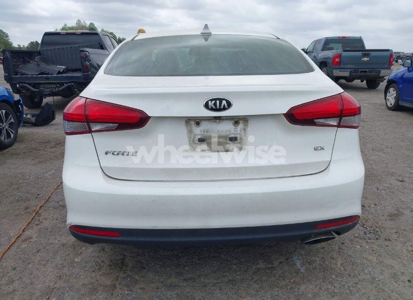 Photo 17 of 2017 Kia Forte EX (VIN 3KPFN4A87HE004640)