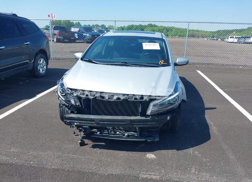 Photo 12 of 2018 Kia Forte EX (VIN 3KPFN4A88JE165326)