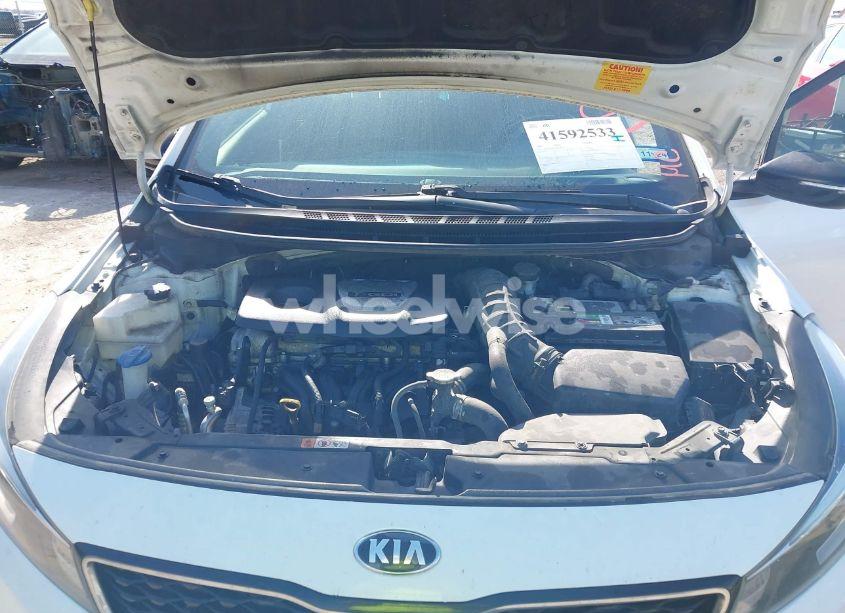 Photo 10 of 2017 Kia Forte SX (VIN 3KPFN5A35HE140517)