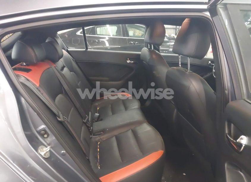 Photo 8 of 2018 Kia Forte SX (VIN 3KPFN5A36JE192941)