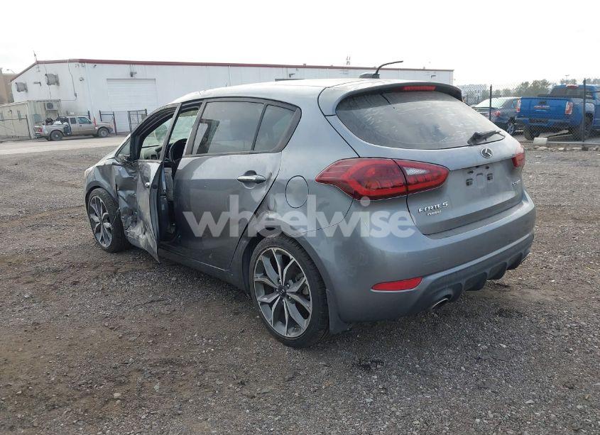 Photo 3 of 2017 Kia Forte SX (VIN 3KPFN5A39HE064347)