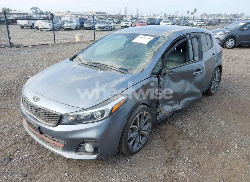 Photo 6 of 2017 Kia Forte SX (VIN 3KPFN5A39HE064347)