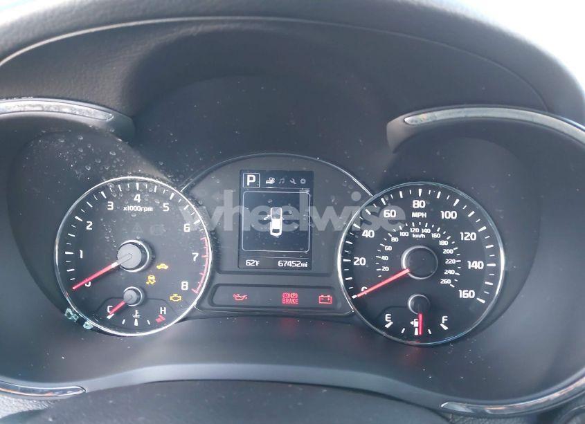 Photo 7 of 2017 Kia Forte SX (VIN 3KPFN5A39HE064347)