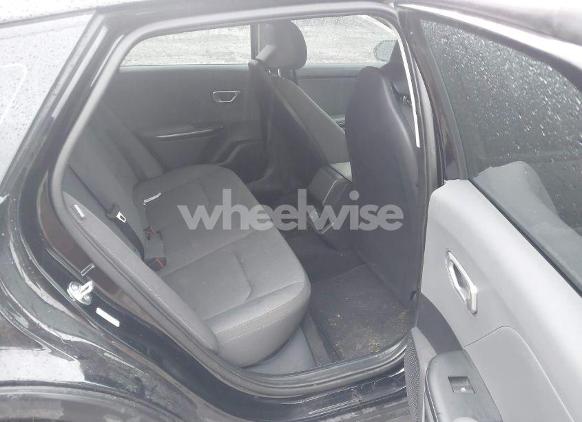 Photo 8 of 2025 Kia K4 LX (VIN 3KPFT4DE0SE002758)