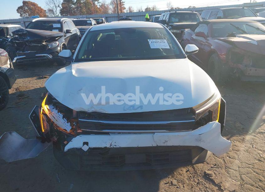 Photo 12 of 2025 Kia K4 LXS (VIN 3KPFT4DE0SE006020)