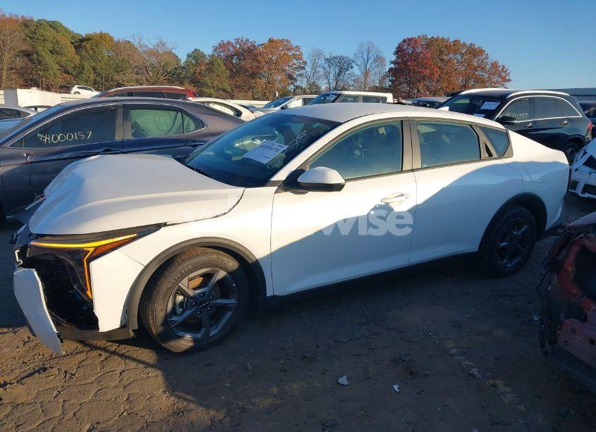 Photo 14 of 2025 Kia K4 LXS (VIN 3KPFT4DE0SE006020)