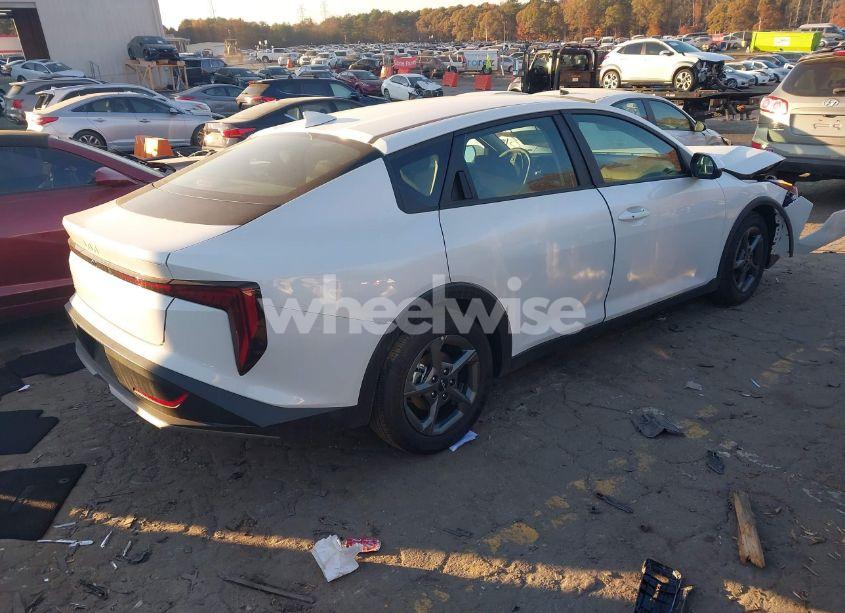 Photo 4 of 2025 Kia K4 LXS (VIN 3KPFT4DE0SE006020)