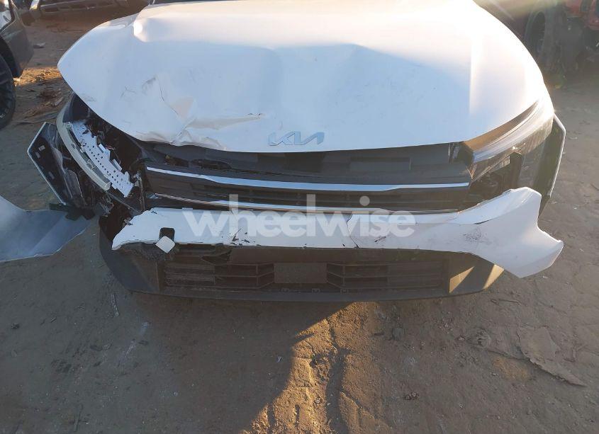Photo 6 of 2025 Kia K4 LXS (VIN 3KPFT4DE0SE006020)