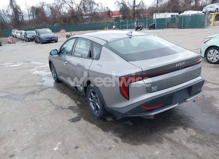 Photo 3 of 2025 Kia K4 LXS (VIN 3KPFT4DE0SE013825)