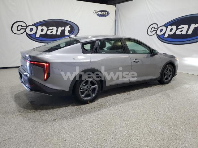 2025 KIA K4 LX (VIN 3KPFT4DE0SE039082) main photo