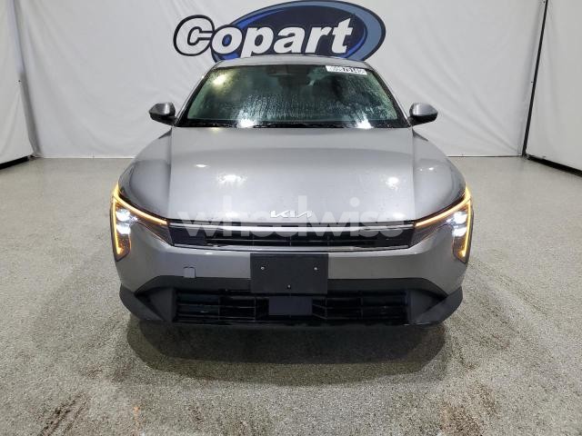 Photo 12 of 2025 KIA K4 LX (VIN 3KPFT4DE0SE039082)