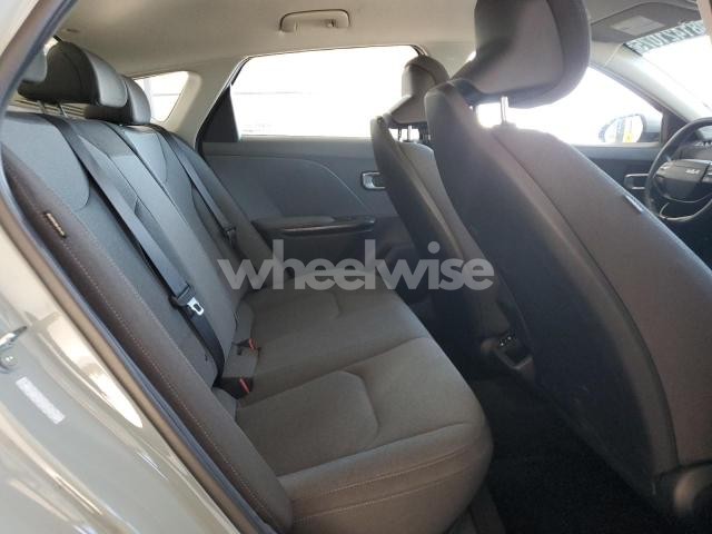 Photo 3 of 2025 KIA K4 LX (VIN 3KPFT4DE0SE041396)