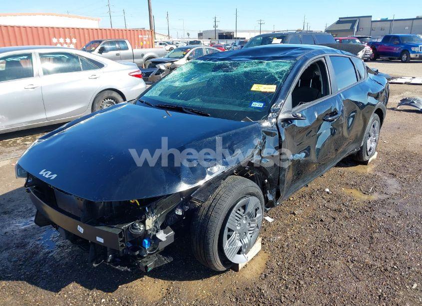 Photo 6 of 2025 Kia K4 LX (VIN 3KPFT4DE0SE049109)