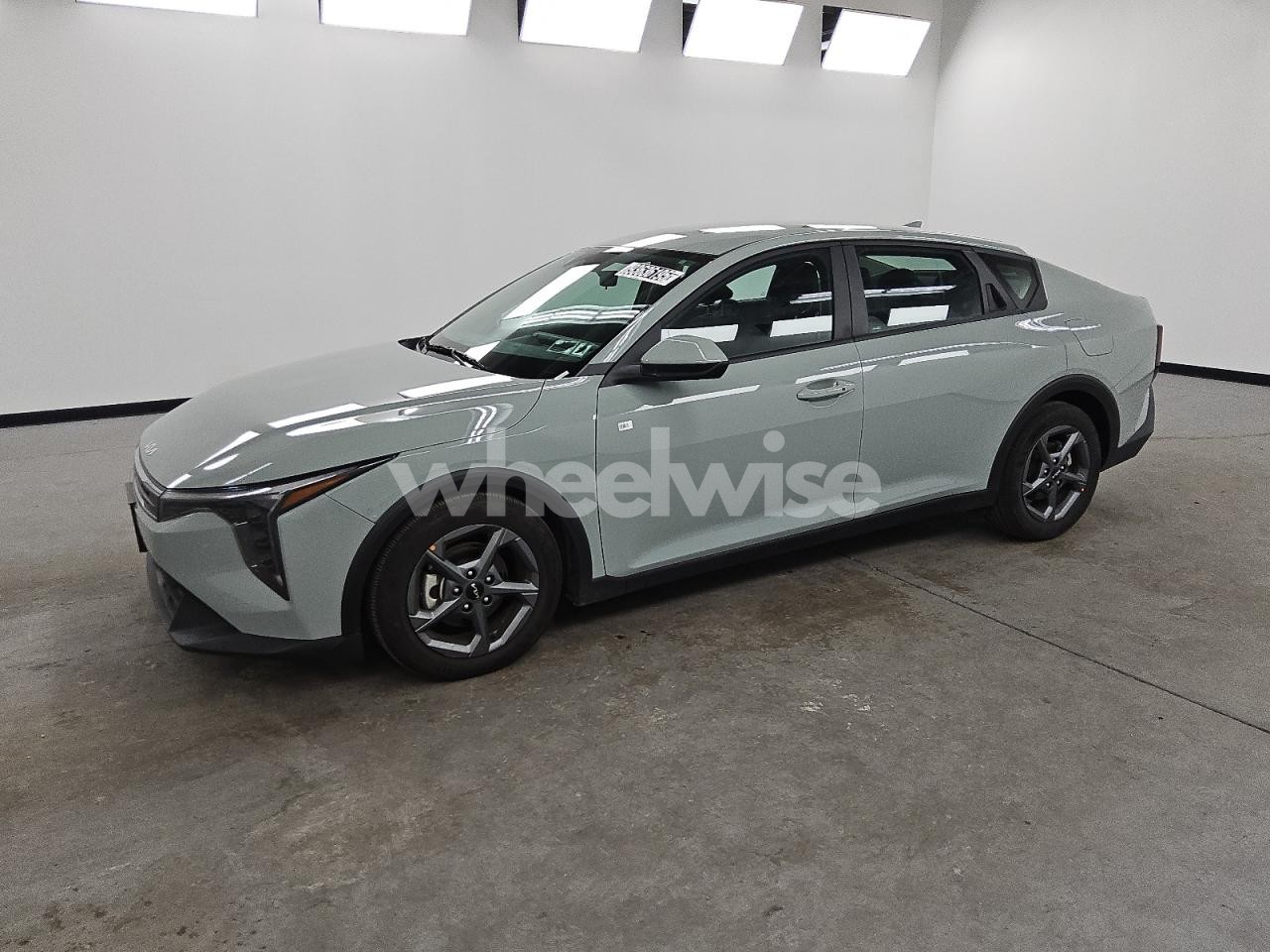 2025 KIA K4 LX (VIN 3KPFT4DE0SE100902) main photo