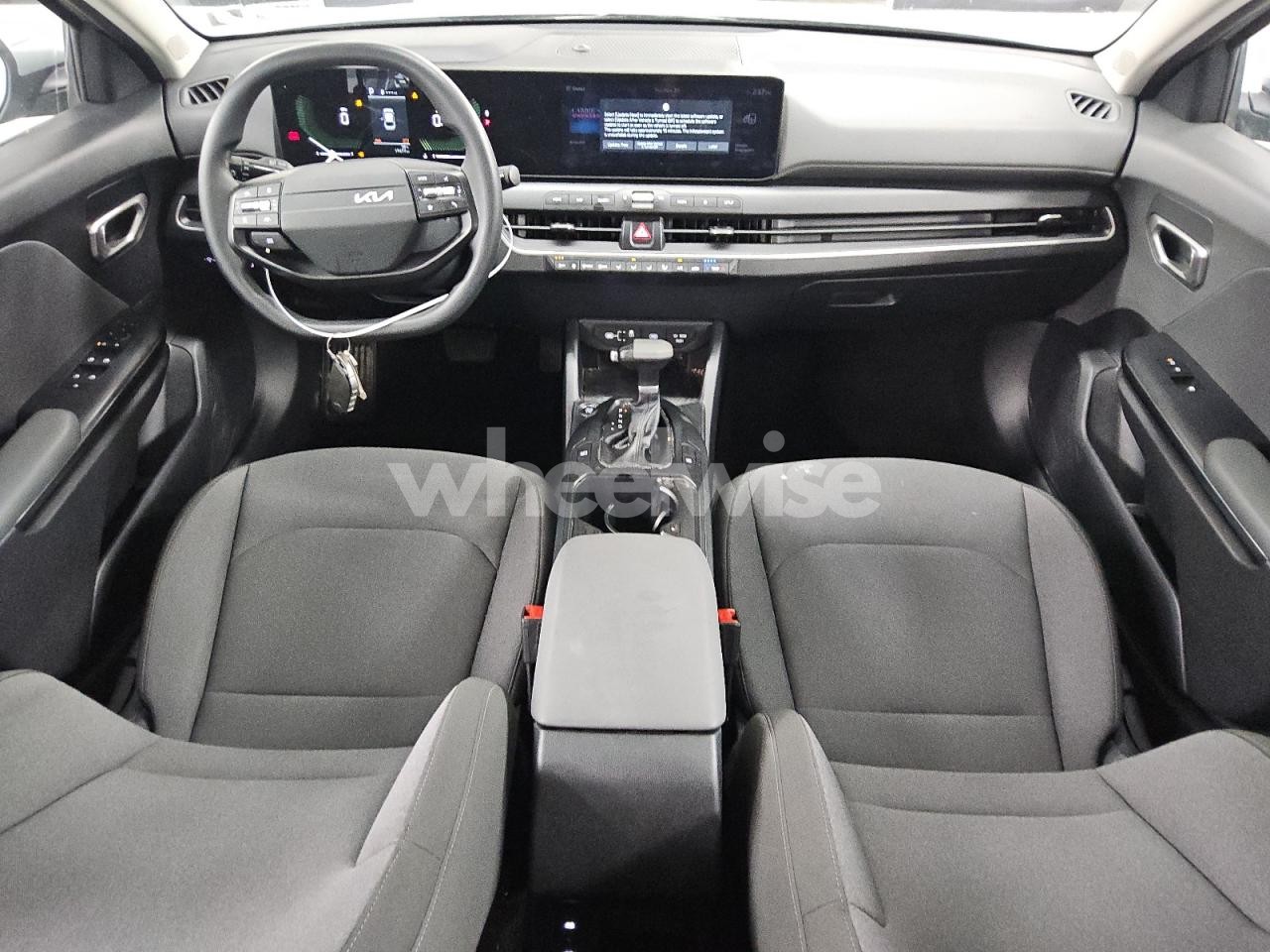 Photo 8 of 2025 KIA K4 LX (VIN 3KPFT4DE0SE100902)