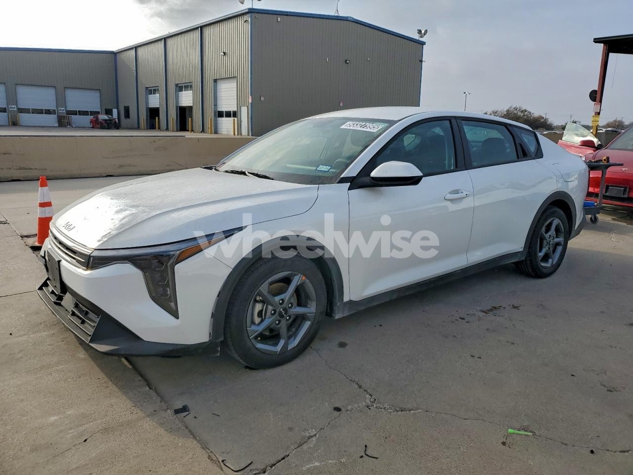 2025 KIA K4 LX (VIN 3KPFT4DE0SE113889) main photo