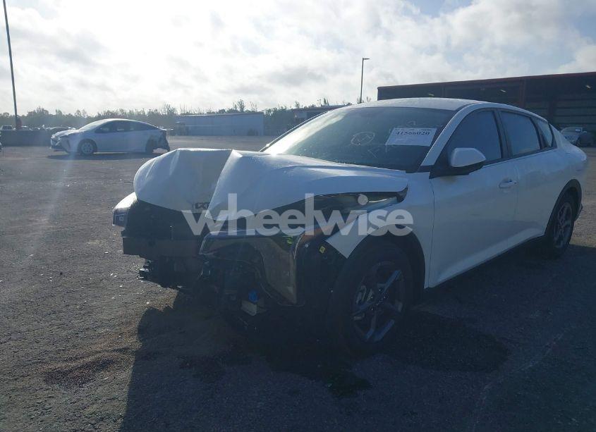 Photo 6 of 2025 Kia K4 LXS (VIN 3KPFT4DE1SE006012)