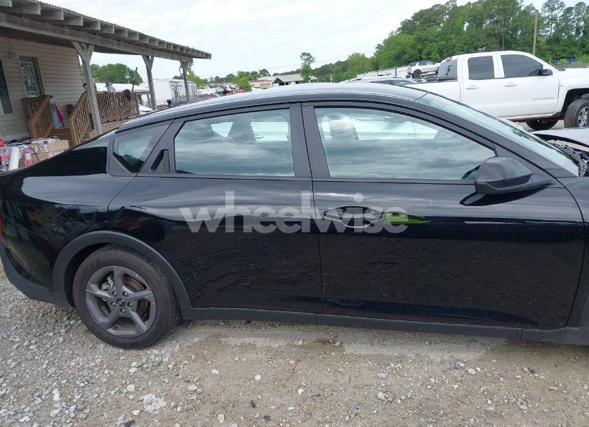 Photo 13 of 2025 Kia K4 LXS (VIN 3KPFT4DE1SE012019)