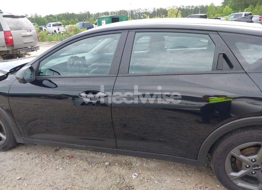 Photo 14 of 2025 Kia K4 LXS (VIN 3KPFT4DE1SE012019)