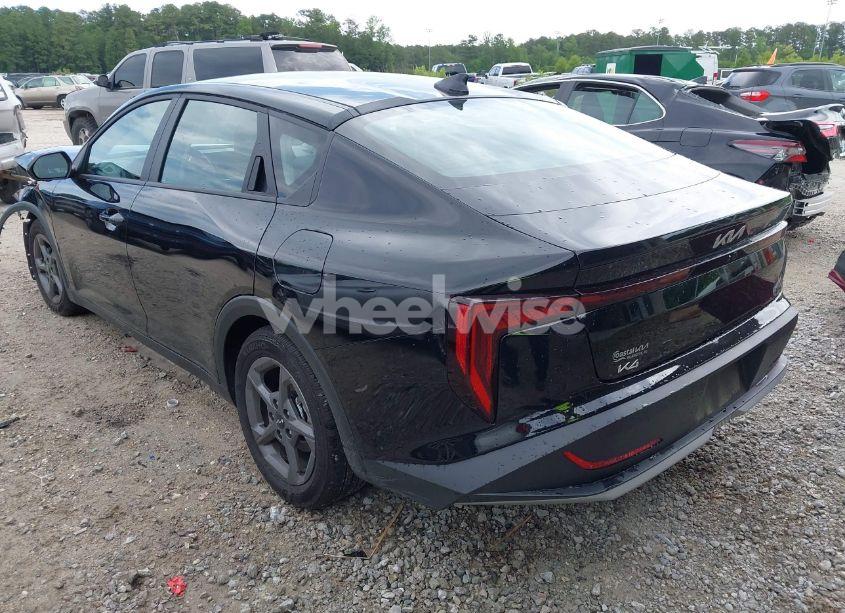 Photo 3 of 2025 Kia K4 LXS (VIN 3KPFT4DE1SE012019)