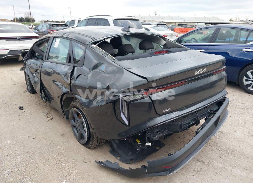 Photo 3 of 2025 Kia K4 LXS (VIN 3KPFT4DE1SE033873)