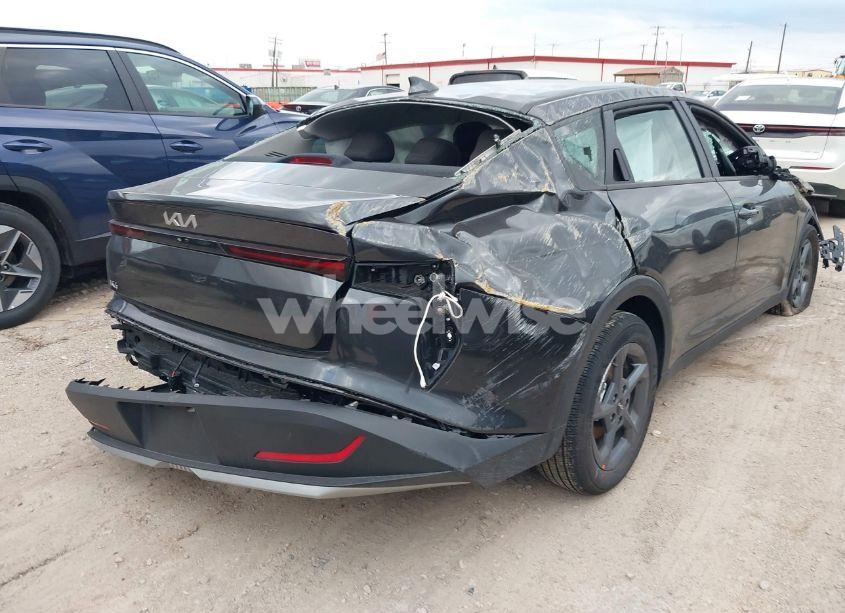 Photo 4 of 2025 Kia K4 LXS (VIN 3KPFT4DE1SE033873)
