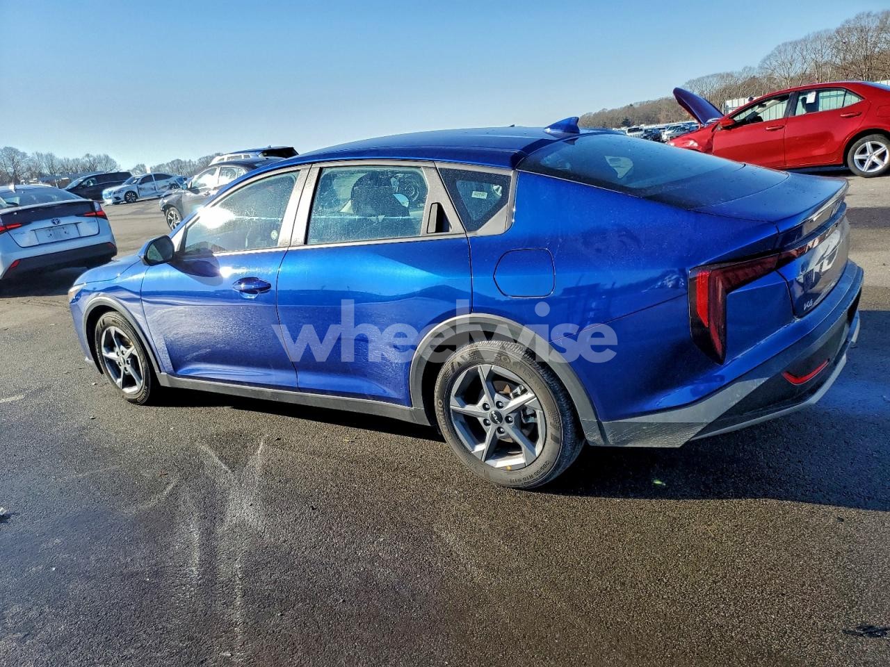 Photo 2 of 2025 KIA K4 LX (VIN 3KPFT4DE1SE037115)