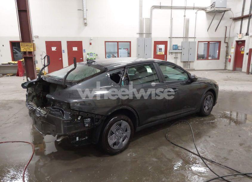 Photo 4 of 2025 Kia K4 LX (VIN 3KPFT4DE1SE090798)