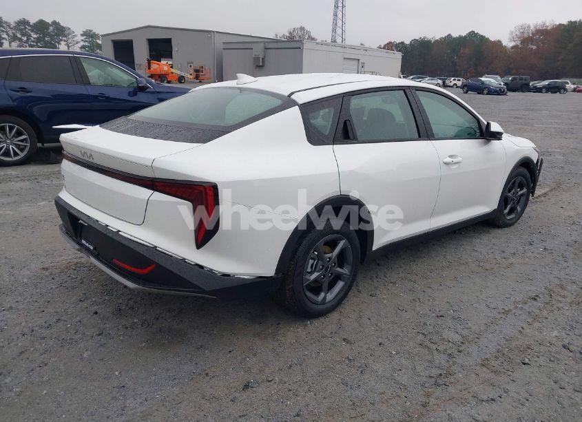 Photo 4 of 2025 Kia K4 LXS (VIN 3KPFT4DE2SE005502)