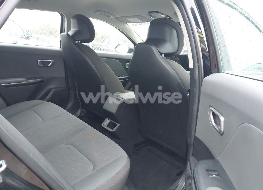 Photo 8 of 2025 Kia K4 LX (VIN 3KPFT4DE2SE034725)