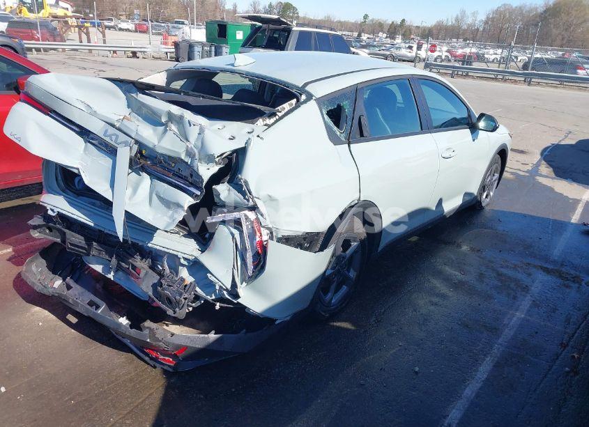 Photo 4 of 2025 Kia K4 LXS (VIN 3KPFT4DE2SE040962)