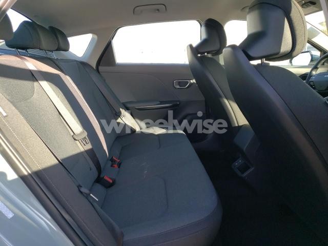 Photo 12 of 2025 KIA K4 LX (VIN 3KPFT4DE2SE098151)
