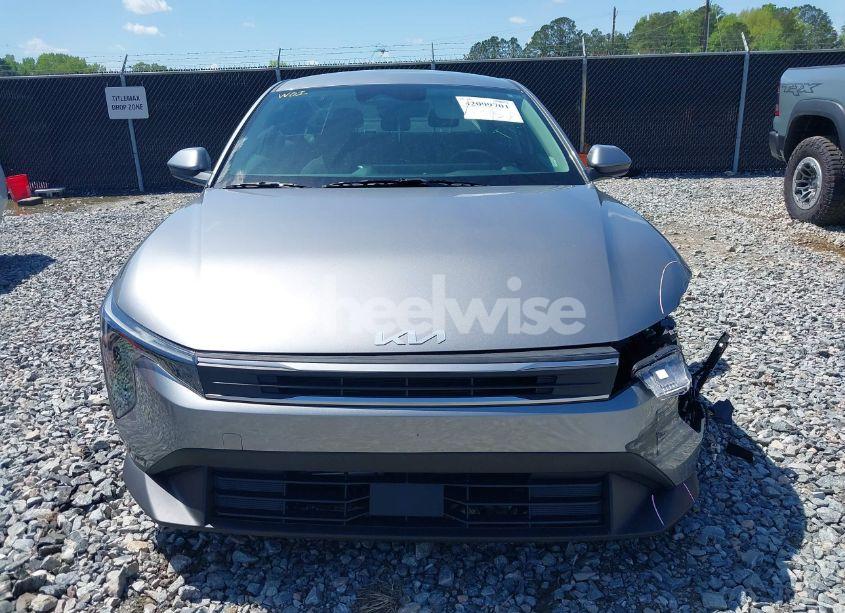 Photo 12 of 2025 Kia K4 LXS (VIN 3KPFT4DE3SE004780)