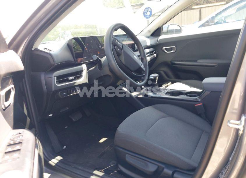 Photo 5 of 2025 Kia K4 LXS (VIN 3KPFT4DE3SE004780)