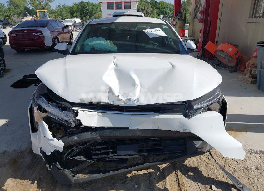 Photo 12 of 2025 Kia K4 LXS (VIN 3KPFT4DE3SE006027)