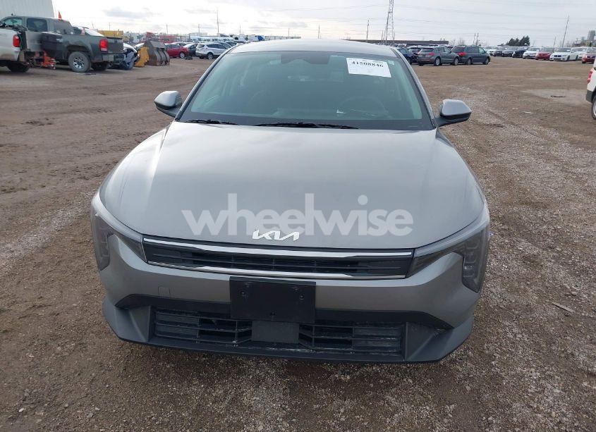 Photo 12 of 2025 Kia K4 LXS (VIN 3KPFT4DE3SE009462)