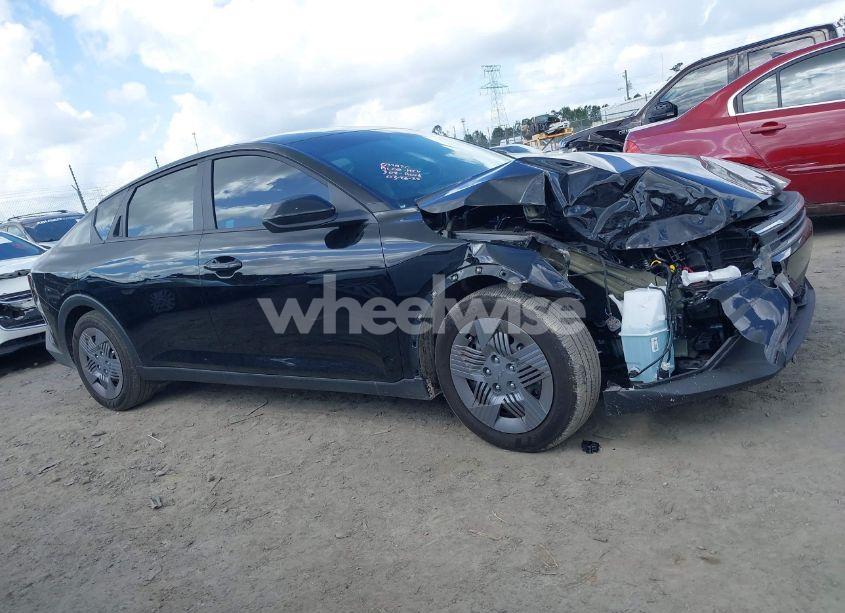 2025 Kia K4 LX (VIN 3KPFT4DE3SE020459) main photo