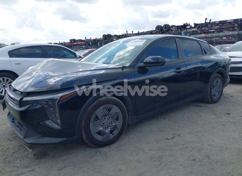 Photo 2 of 2025 Kia K4 LX (VIN 3KPFT4DE3SE020459)