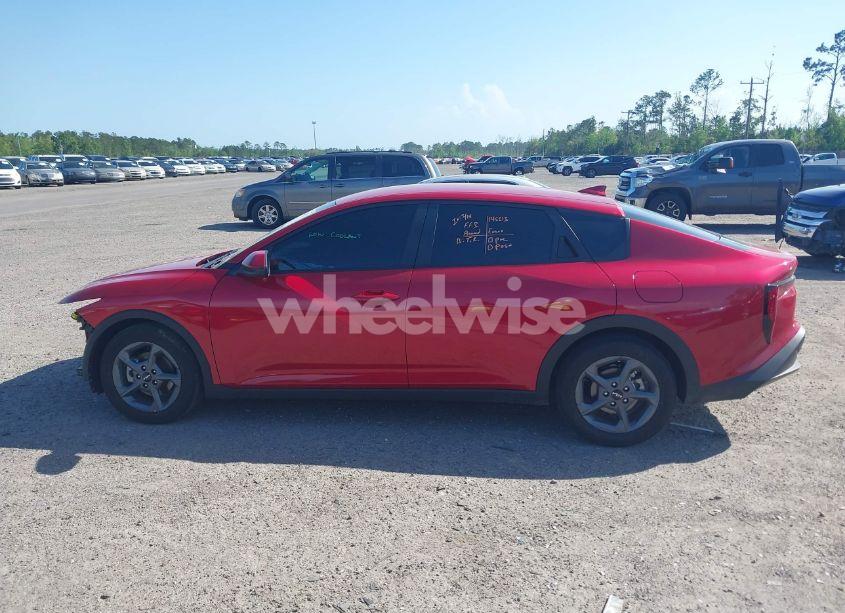 Photo 14 of 2025 Kia K4 LXS (VIN 3KPFT4DE3SE024155)