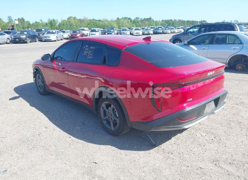 Photo 3 of 2025 Kia K4 LXS (VIN 3KPFT4DE3SE024155)
