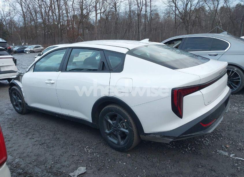 Photo 14 of 2025 Kia K4 LXS (VIN 3KPFT4DE3SE029937)