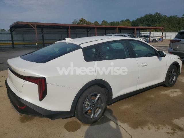 Photo 11 of 2025 KIA K4 LX (VIN 3KPFT4DE3SE034135)