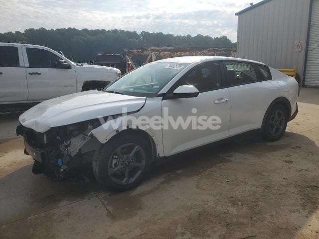 Photo 13 of 2025 KIA K4 LX (VIN 3KPFT4DE3SE034135)