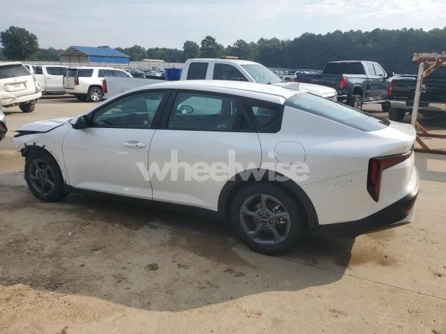 Photo 9 of 2025 KIA K4 LX (VIN 3KPFT4DE3SE034135)