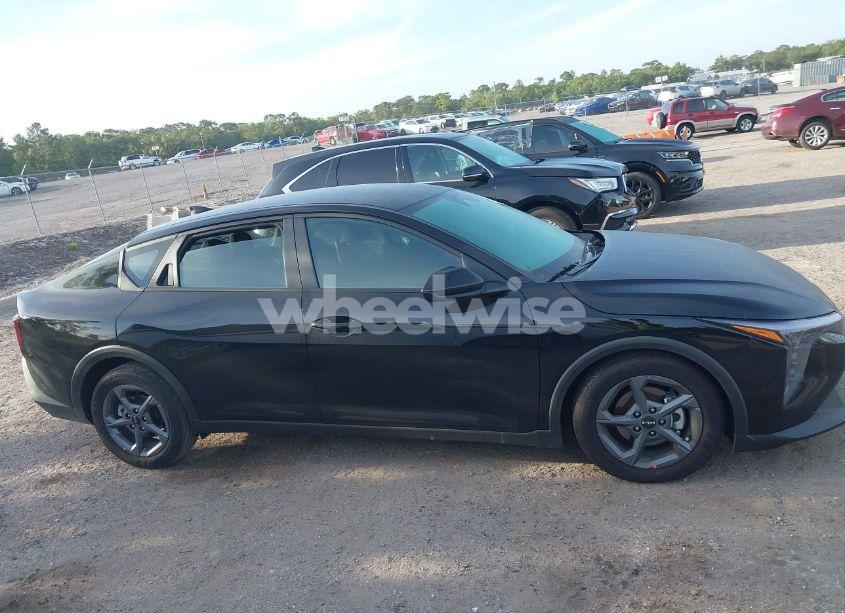 Photo 13 of 2025 Kia K4 LXS (VIN 3KPFT4DE3SE045944)