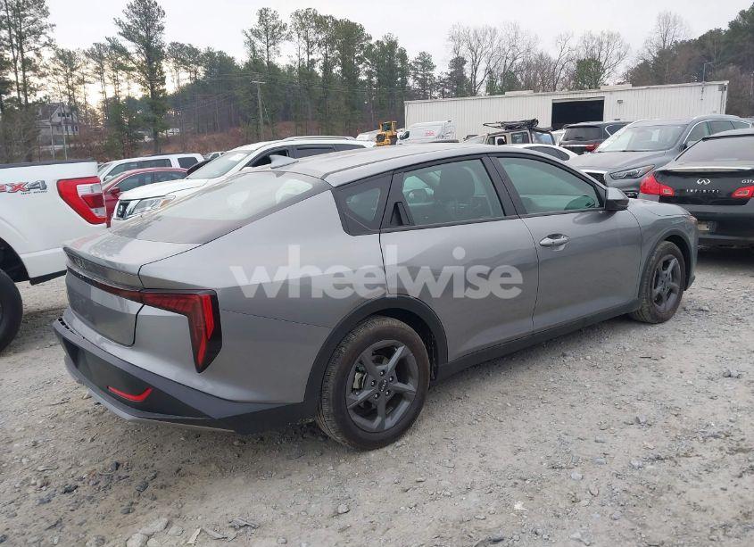 Photo 4 of 2025 Kia K4 LXS (VIN 3KPFT4DE3SE048536)